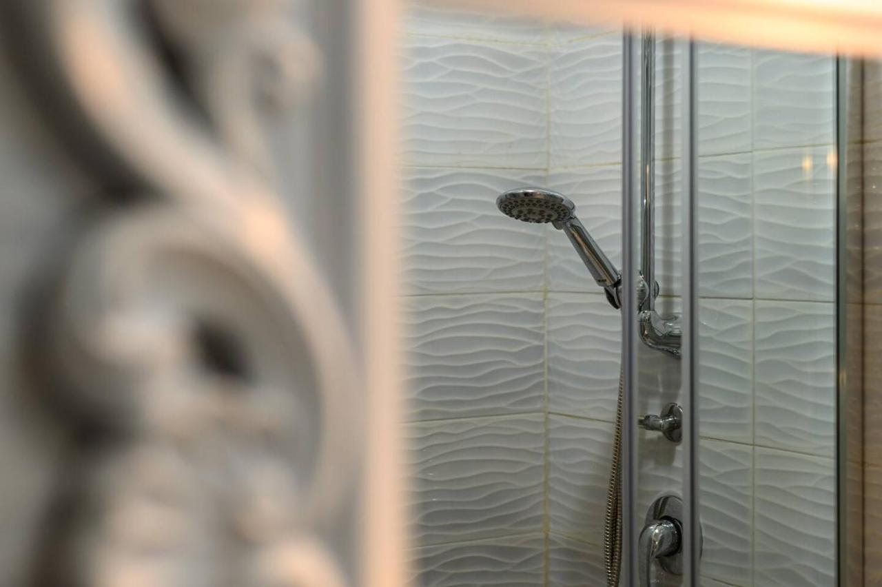 Appartamento Modern Flat In The Heart Of Near Man